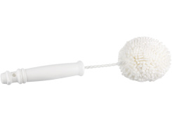 Scratchless spa scrubber